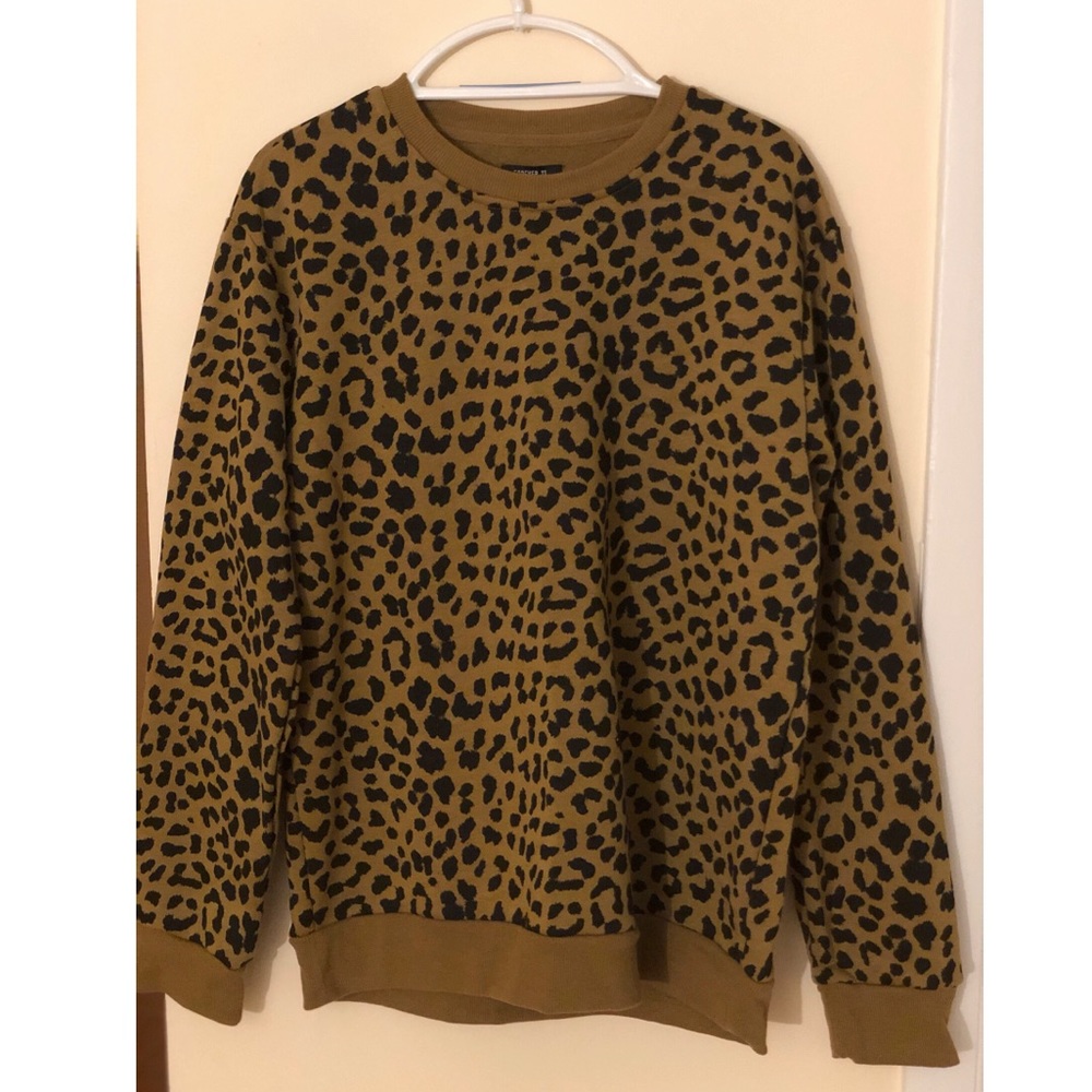 Forever 21 mens leopard print sweatshirt NWT! 🐆